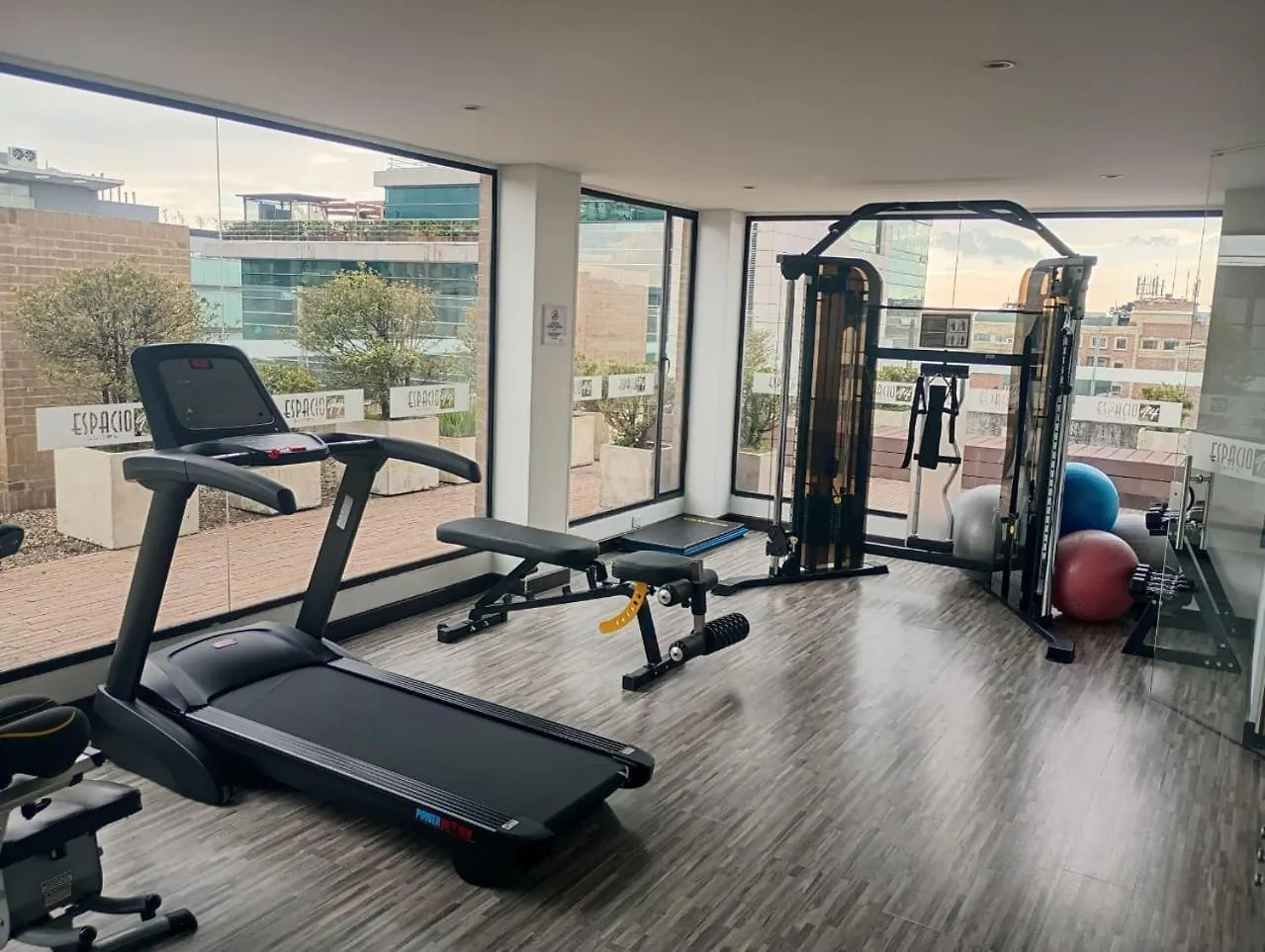 Hotel Espacio 94 Bogotá Lägenhetshotell